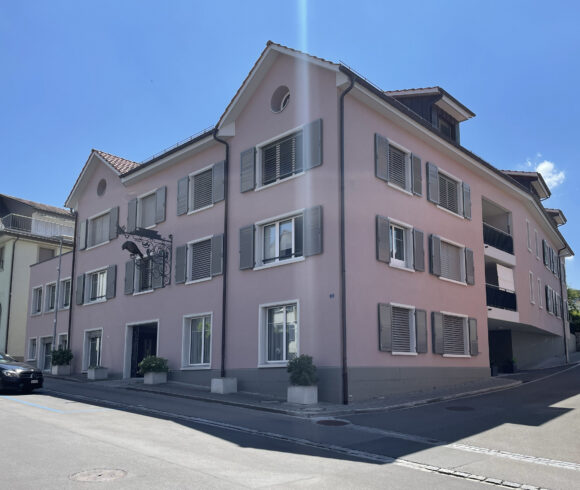 Ersatzneubau Falken 11-Familienhaus mit Gewerbe, Aadorf (Komplettabbruch und Wiederaufbau historisches Gebäude im Dorfkern infolge Brandfall)