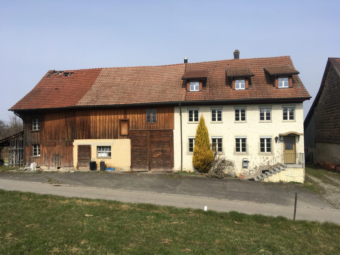 Überbauung Liebensberg, Gemeinde Wiesendangen (Rückbau best. Wohnhaus, Stall und Scheune) Neubau 9 Eigentumswohnungen