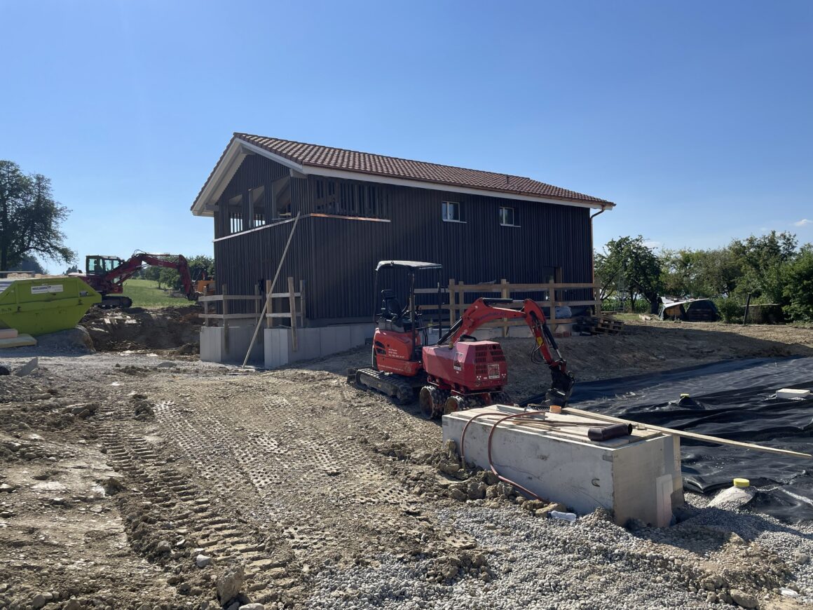 Überbauung Liebensberg, Gemeinde Wiesendangen (Rückbau best. Wohnhaus, Stall und Scheune) Neubau 9 Eigentumswohnungen