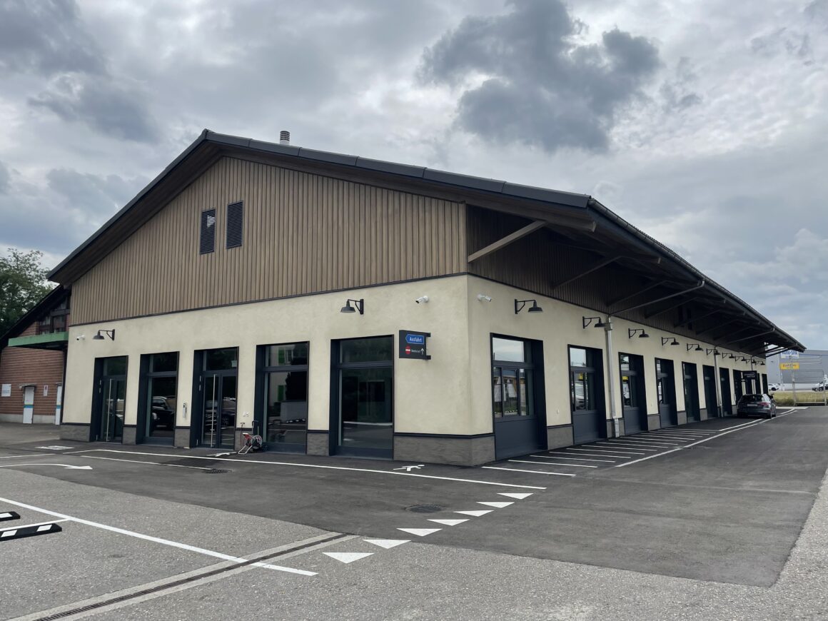 Umbau Gewerbehalle Riedstrasse 9 Frauenfeld, REVA, Scherrer Motos AG