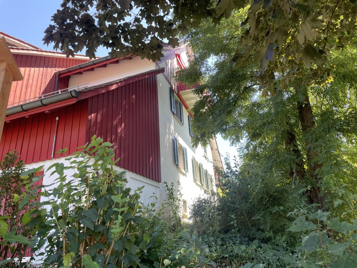 Umbau Einbau Balkon in bestehende Dachwohnung in Uesslingen